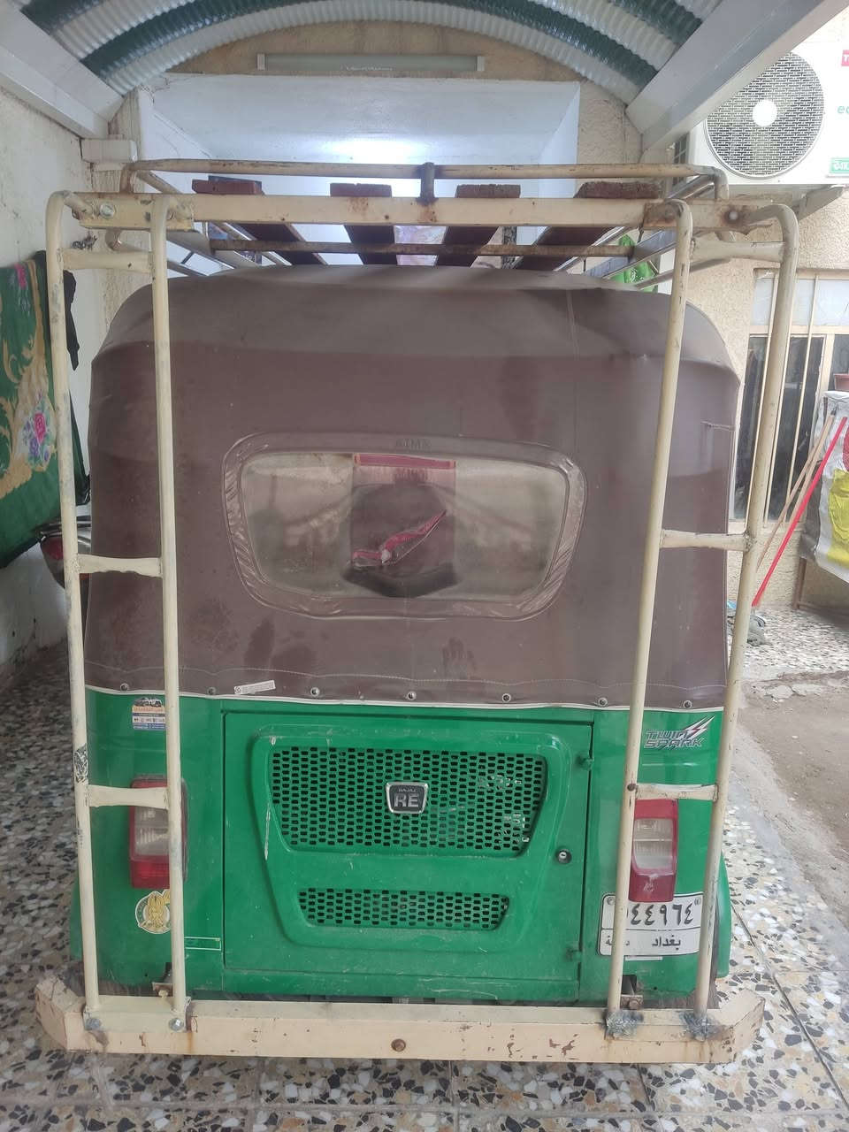 شباب سيبايه للبيع  السعر 75    مكاني بغداد الحبيبيه 
 الي يريده يتصل ***********
