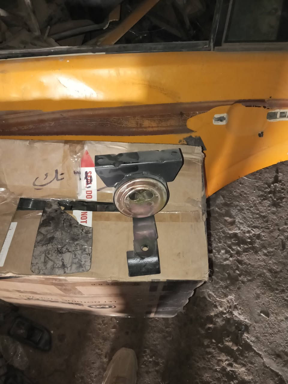 السلام عليكم عندي غراض مال وبتراه وبيو كلش موجود مكان ناصريه ع سريع قريب مطعم الحوراء راقم محل ***********
