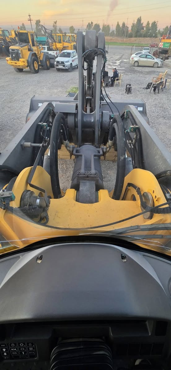 للبيع - بۆ فرۆشتن  دخول جدید
———————
شفل : VOLVO
حجم : L180H
مودیل :2014
—————————
بۆ زانیاری زیاتر پەیوەندی بکەن بەم ژمارە تەلەفۆنە 

***********
***********
