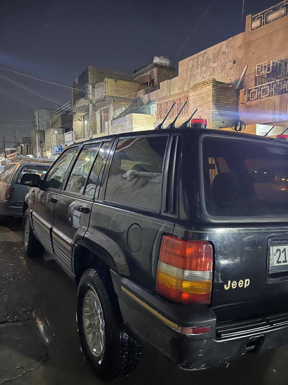 السلام عليكم جيب 94 للبيع بدون لاصبغ ولا معجون سياره جديده گير محرك حدادين تخم تاير تبريد كله جديد رقم انگليزي سعر 48 مكان شعب حي اور رقم ***********
