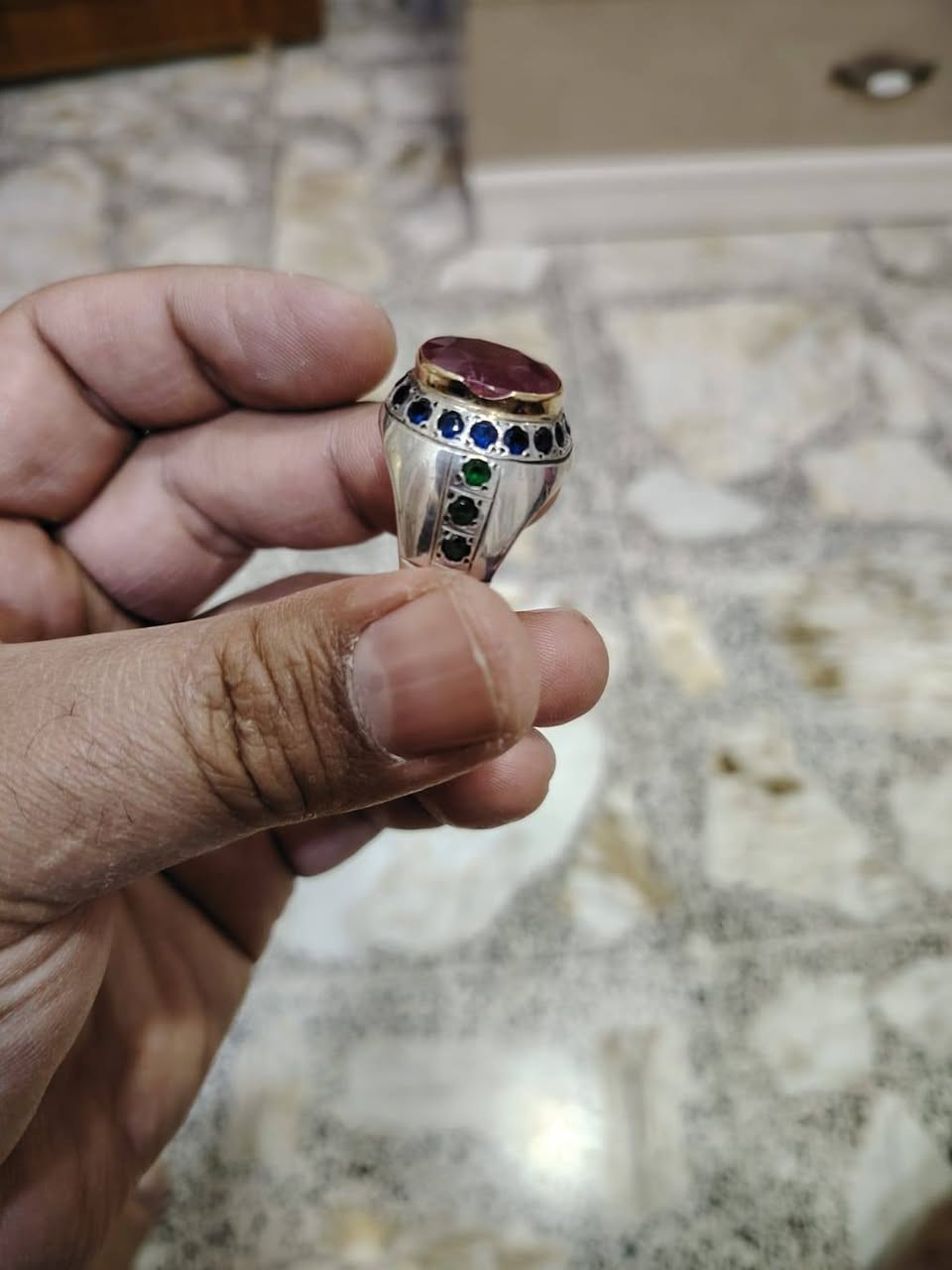 محبس داير ذهب عيار 21 مطعم زفير وزمرد صياغة باسم زاروكه قياسه 32 السعر 400 الف


**إذا كنت صاحب هذا الإعلان وتريد حذفه لأي سبب، رجاءا أرسل رسالة إلى الدعم الفني**