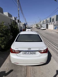 سوناتا 2011 خليجي نص مكينه 2400 دوش   مواصفات   .ويل كب  .حساس خلفي  ....