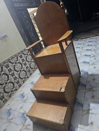 منبر للبيع السعر ١٥٠ وبيه مجال 07839293272