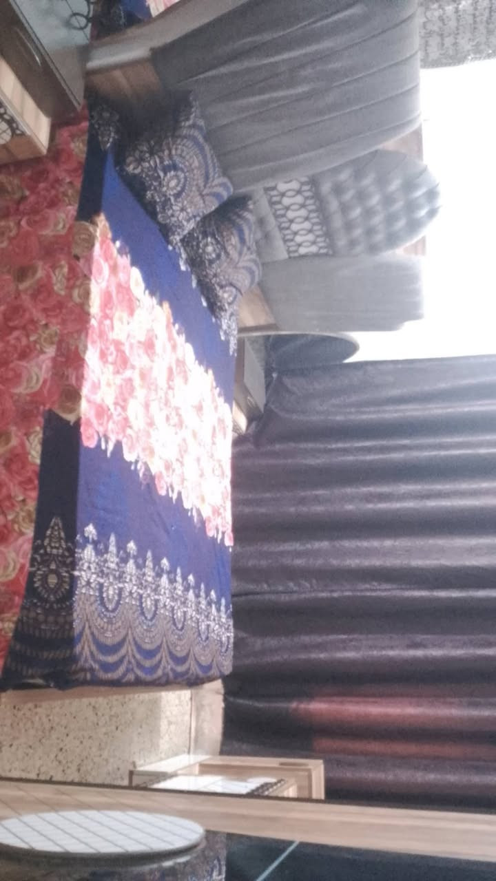 غرفة نوم نضافة فول اي ضرر مابيهة ماخذيهة بسعر غالي يردوهة ب550 عنوانهة مدينة الصدر 7قطع


**إذا كنت صاحب هذا الإعلان وتريد حذفه لأي سبب، رجاءا أرسل رسالة إلى الدعم الفني**