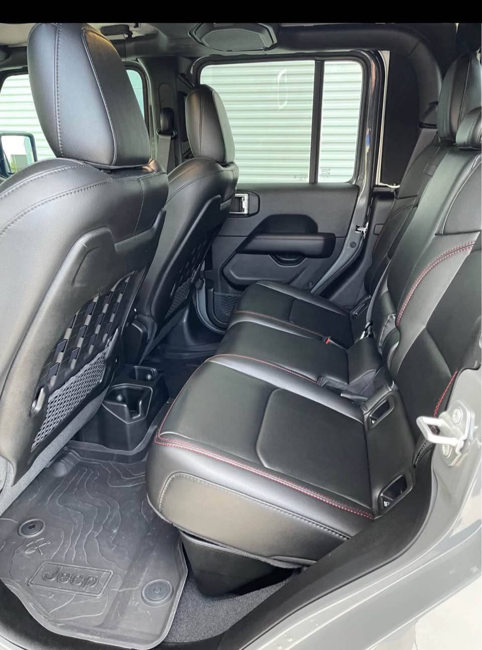 سيارة استيراد خاص
جيب غلادياتور روبيكون موديل 2021
كلين تايتل بدون نقاط
اللون أسمنتي، تغليف كامل PPF مطفي
محرك V6 ديزل، ماشية 55 ألف ميل
إطارات 35 إنش مرتفعة
السعر 33,000 ورقة، قابل للتفاوض
رقم الهاتف: ***********
المكان: السليمانية السليمانية, العراق
