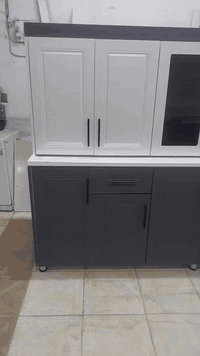 كاونتر المنيوم ابواب خشب. السعر مليون 200الف وسنك متر ونص كامل مرمر وتوصيل لحد البغداد مجاني  راسلني عالاواتساب ***********جديد العنوان اربيل
