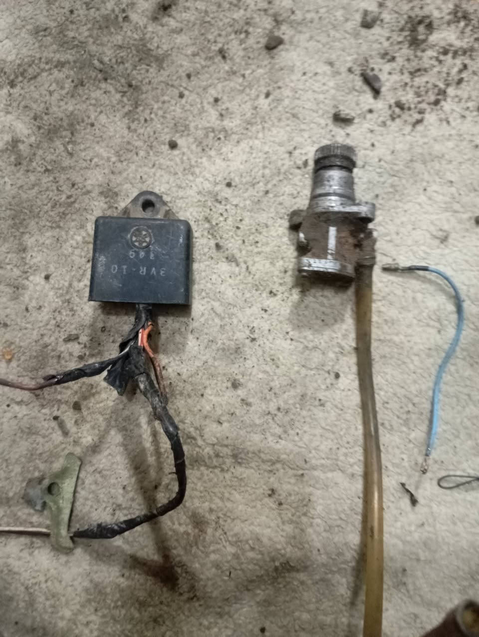 غراض مال بزون اليحتاج غراض يجي خاص


**إذا كنت صاحب هذا الإعلان وتريد حذفه لأي سبب، رجاءا أرسل رسالة إلى الدعم الفني**