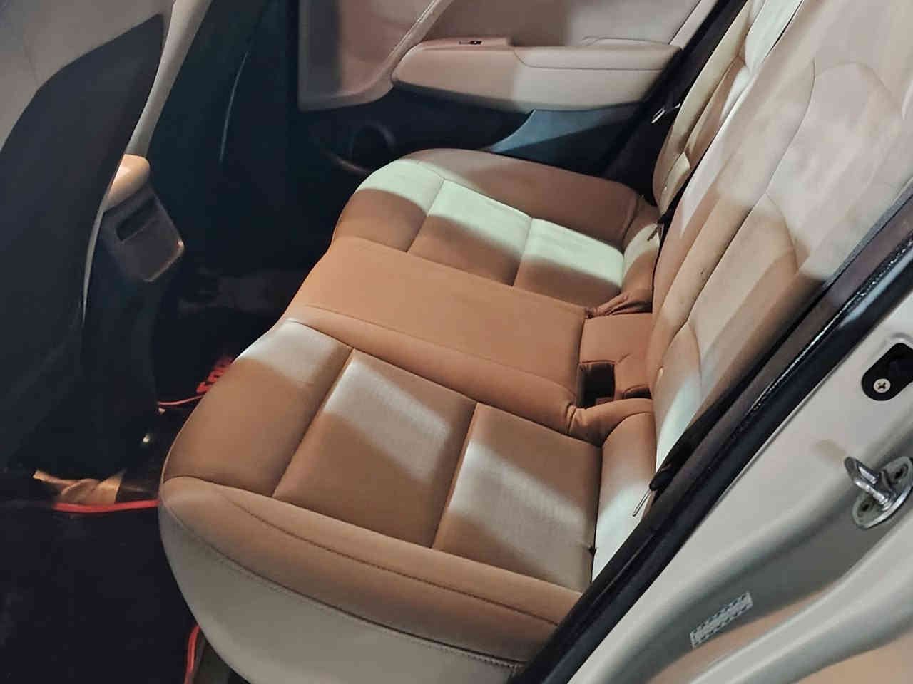 السلام عليكم النترا2018 وارد أمريكي مواصفات نص فول حادثه جاملغ وبنيد بدون دواخل بدون شاصي يرباك ستيرن فقط رقم وسنوية و هزه جديدة بسمي السعر 130 وبيهه مجال عنواني بغداد حسينية الراشديه ***********
