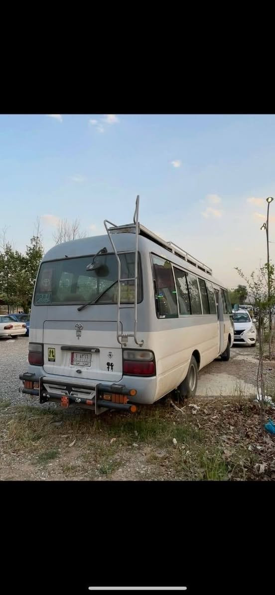 السلام عليكم إعادة النشر بسبب الوعود الكاذبة لبيع مكاني بصره مديل ٢٠٠١ مكفوله من الكص والضربه اصل لون خاكي بيه منضومه غاز ٨٠ لتر  سعره 175 وبيه مجال حك الجيه  ***********  سياره جاهزه من كلشي
