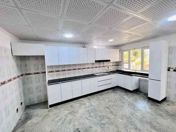 للبيع جديد تفصال شغل درجه ولى خشب تركي أصلي وبيه ضمان خمس سنوات الشد والتوصيل مجاني  لجميع محافضات العراق للحجز والستفسار واتساب ***********
