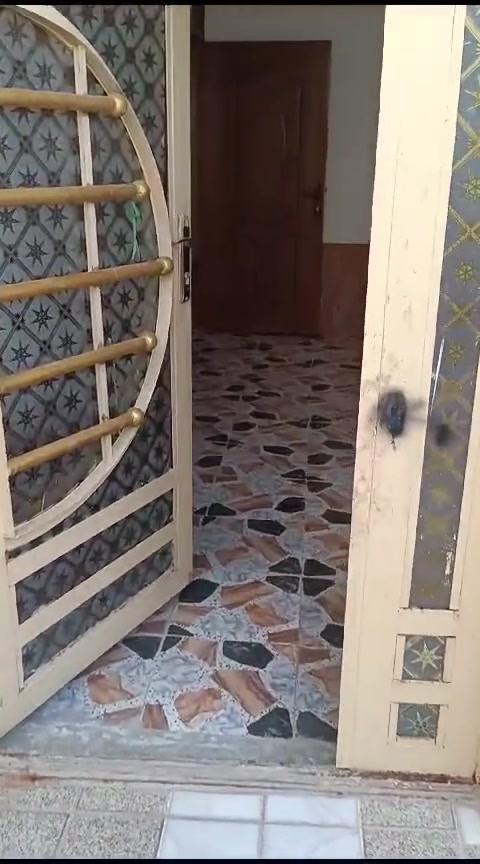بيت للايجار بالبراكيه يم مطار النجف *********** الشهر 125 كل شهرين سويه
