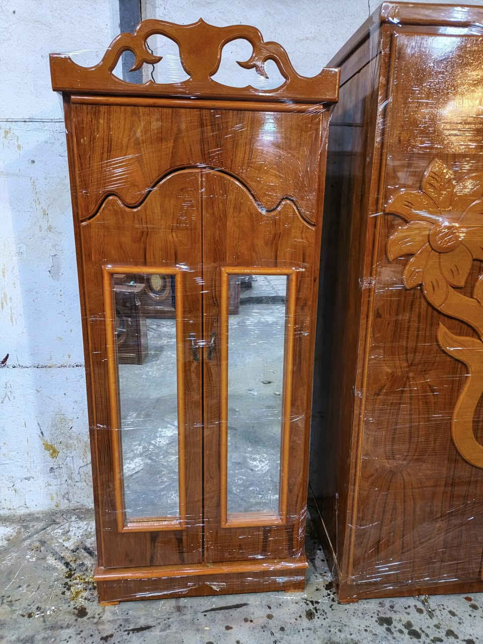 غرفه ام سته صاج خشب، تسكام السعر ٨٥٠ شغل أبو صلاح ناصريه مركز ***********
