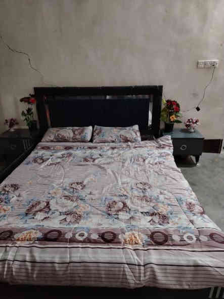 السلام عليكم ورحمة الله وبركاته (مكلف بل النشر) 
غرفه نوم للبيع سعره 500وبيها مجال المكان صبيح  
الاتصال على الرقم ***********
مكلف بل النشر
