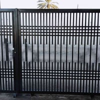 باب سلايت • حديد تركي • ٢م×٣٫٢٠م