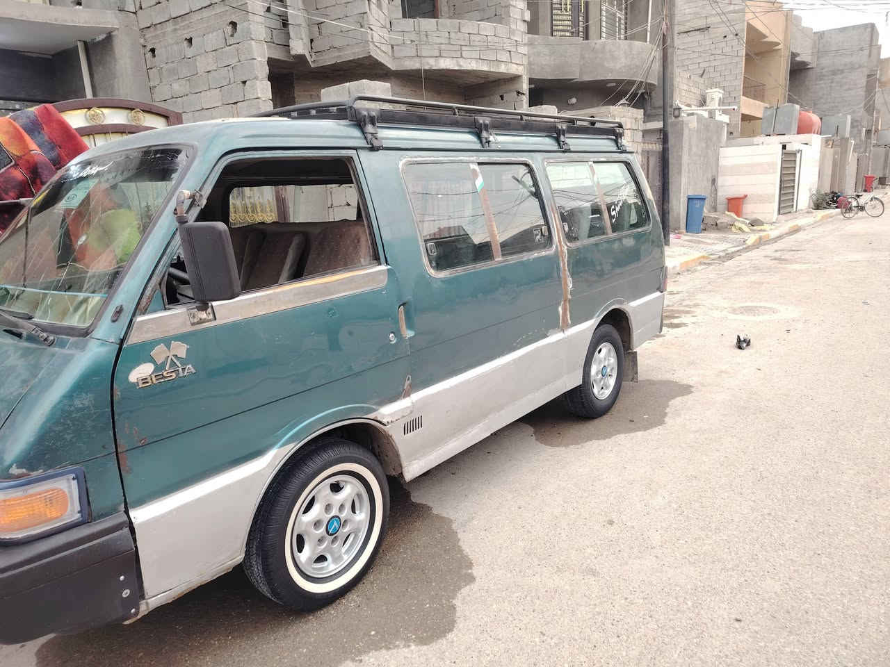 كيا بستا 95 سنويه 2028 شهر 8
رقم انكليزي بغداد اجره مصفره 
***********
