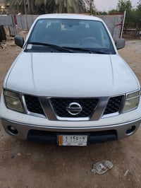 للبيع نيسان نافارا موديل 2011 كير عادي  مكفولة كفالة عامه غرفتها كلش ن...