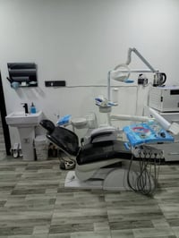 عيادة أسنان الرشيدية • زراعة أسنان • حشوات وتلبيسات