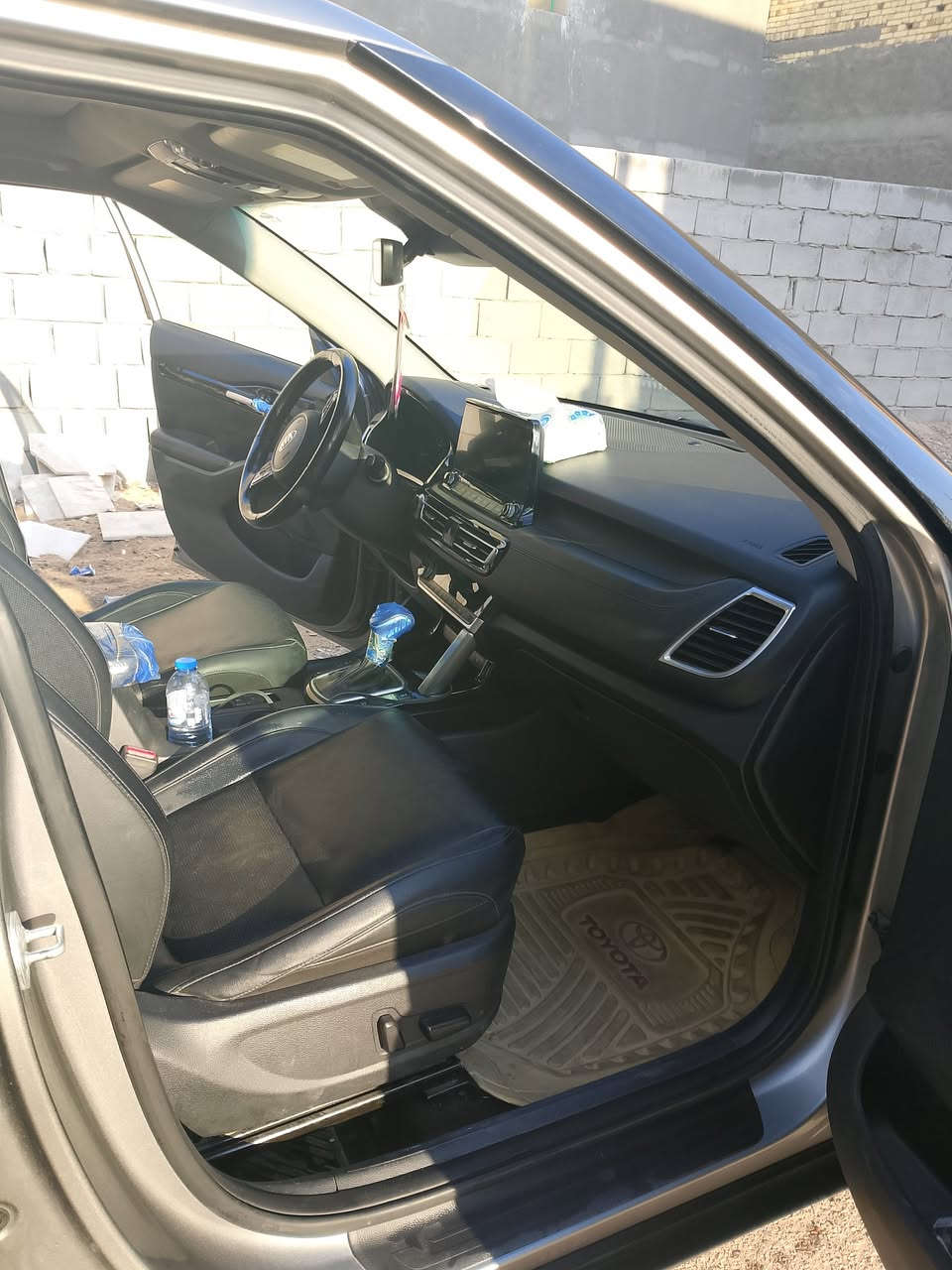 كيا سيليتوس فول مواصفات موديل 2021 وارد امريكي محرك 1600 توربو بانزين كير اوتوماتيك رقم سليمانيه السنويه بعده ما منتهيه السعر 150 ورقه وبيه مجال للاستفسار ***********
