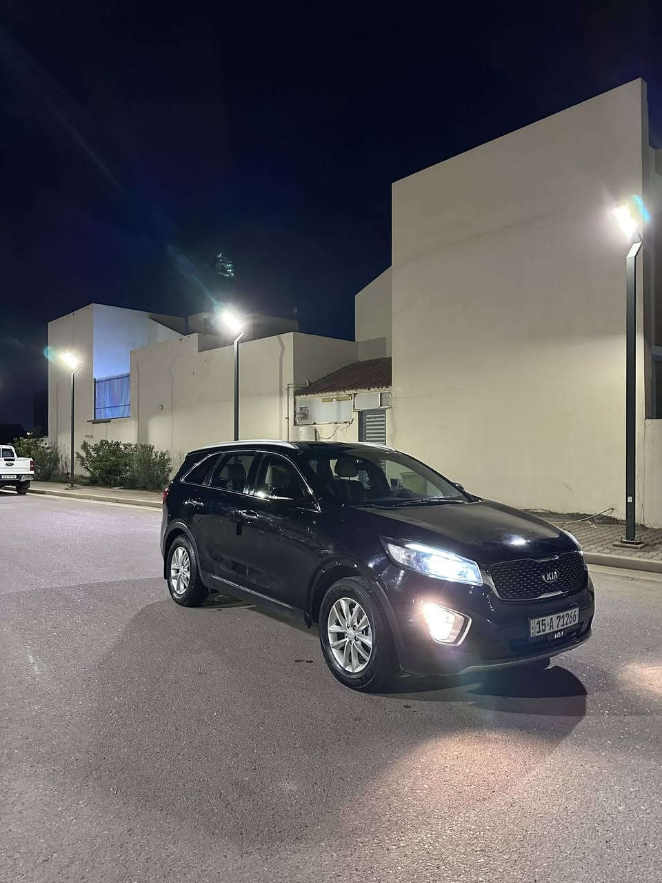 لون اسود
4سلندر  
7راكب  
داخل كريمي فاتح
شاشه بلاد نظام عرض
3انظمه قياده 
كشنات جلد  
 اشاره+مري  
تبريد 2 قطع منفصل
تحكم استيرن فول 
لد امامي  
لايت زنون  ناصي 
مكان السيارة الانبار
غير متواجد ع الفيس 
للاستفسار ***********
