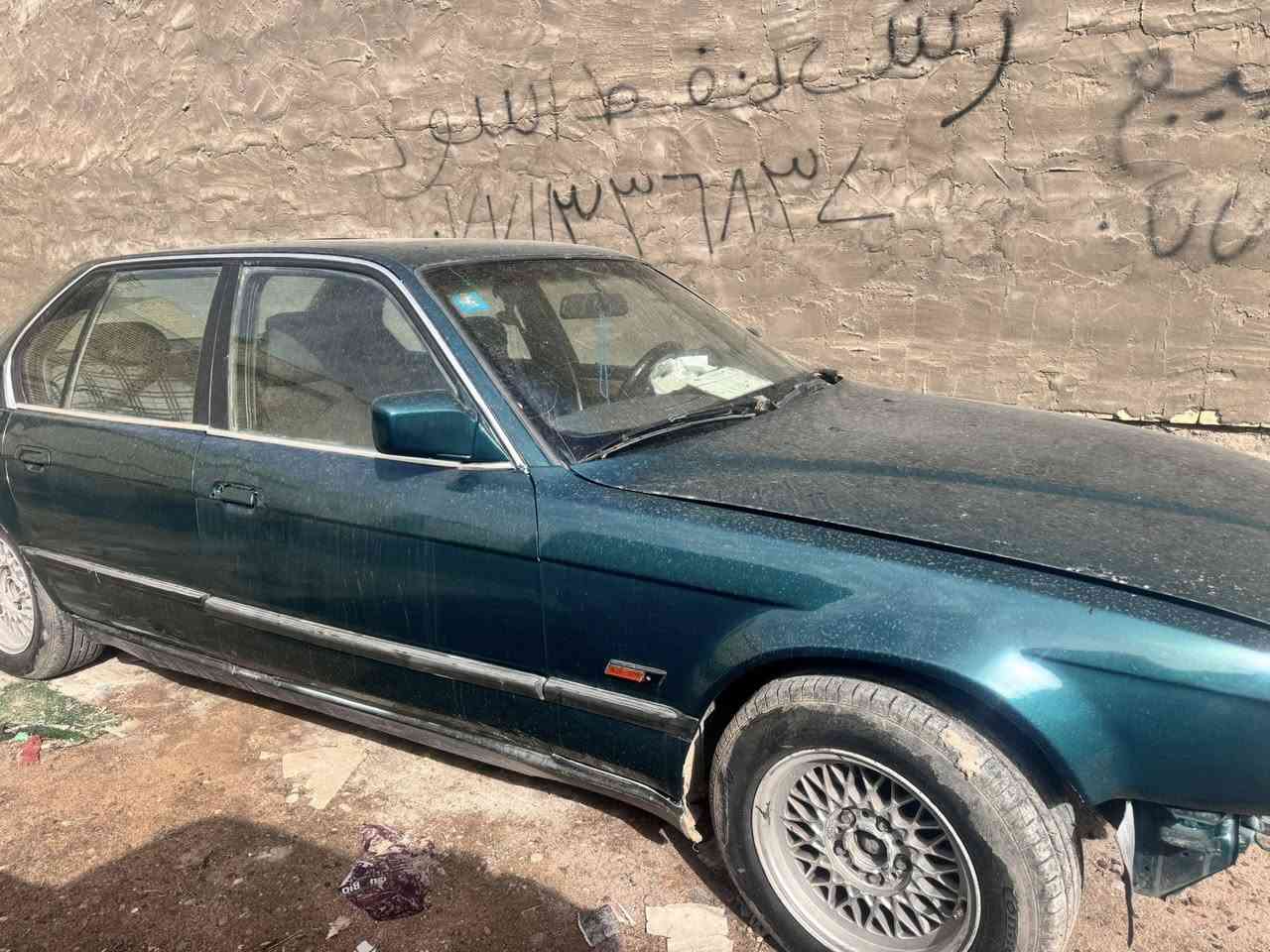 ٧٣٥ للبيع بسمي بغداد تخم تاير باتري جديد مكينه بلاد السعر ٣٥ هستوني طلعته من الصبغ داعاميات موجودات بس تعبانات مكاني البياع ***********
