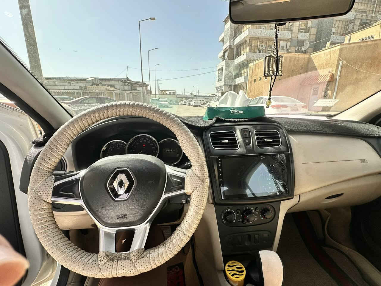 اسم السيارة : رينو سمبول للبيع او مراوس معmg -gt 2025

الموديل :2019 /رقم بغداد الانكليزي

 اللون : ابيض

 السيارة حره 

________________________

المواصفات :- 

1 - محرك 4 سلندر 1600دوش 

2- عداد المسافة (101 )

مكينة سيارة بلادي على وضع الشركة 

3- بطاريه جديده

4 - الرقم انكليزي 

5 - كفاله عامه السيارة

6- اشاير بالمري 

7 - تبريد ثلج 

8-  زجاج سيارة كهربائي الأمامي فقط 

9- كهربائيات سيارة جميعها شغاله

السعر ٨٥

للاستفسار........***********
