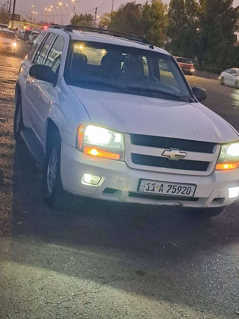 ياالله السلام عليكم
 بلايزر للبيع موديل ٢٠٠٧ LTZ رقم بغداد بأسمي تحويل ثاني يوم محرك ٨ سلندر ٥٣٠٠  تبريد منضومه جديده ثلج صدر جديد قبل سبوع شديته نفض خلفي امامي تايرات تخم حتا السبير نضيف   السياره مال جناي. محرك كير مكفولات.  السعر 115 وبيهه مجال بسيط مكاني بغداد  الاتصال ع الرقم )(***********) بي واتساب اتصل وتدلل
