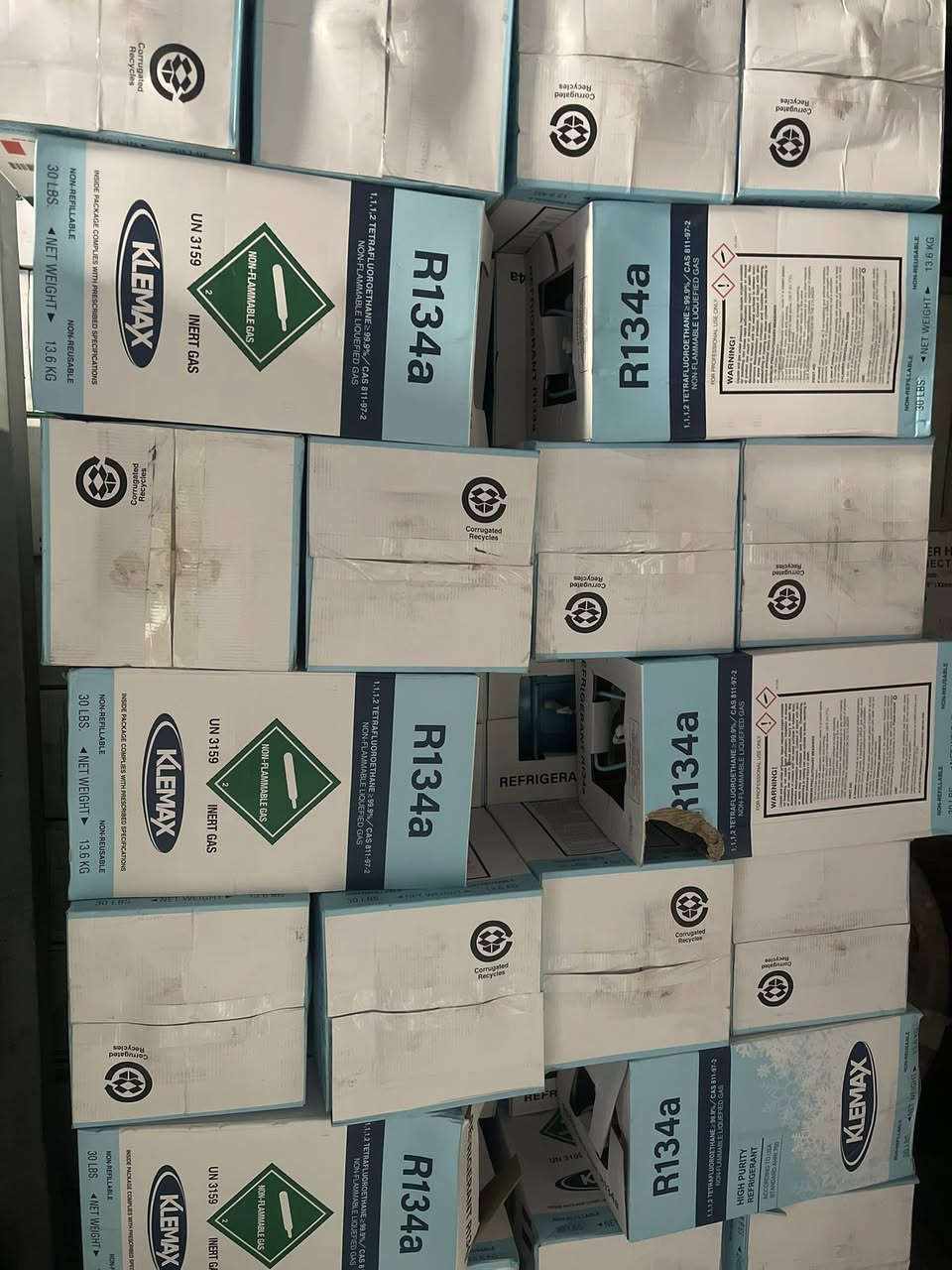 يوفر لكم معرض البشير جميع ادوات التبريد باسعار مناسبه 
لمعرفه الاسعار يرجوا مراسله صفحتنا او للاتصال 
***********/***********
يوجد ايضا خدمه توصيل لكافه المحافضات والمدن 
الموقع بغداد سنك التبريد
