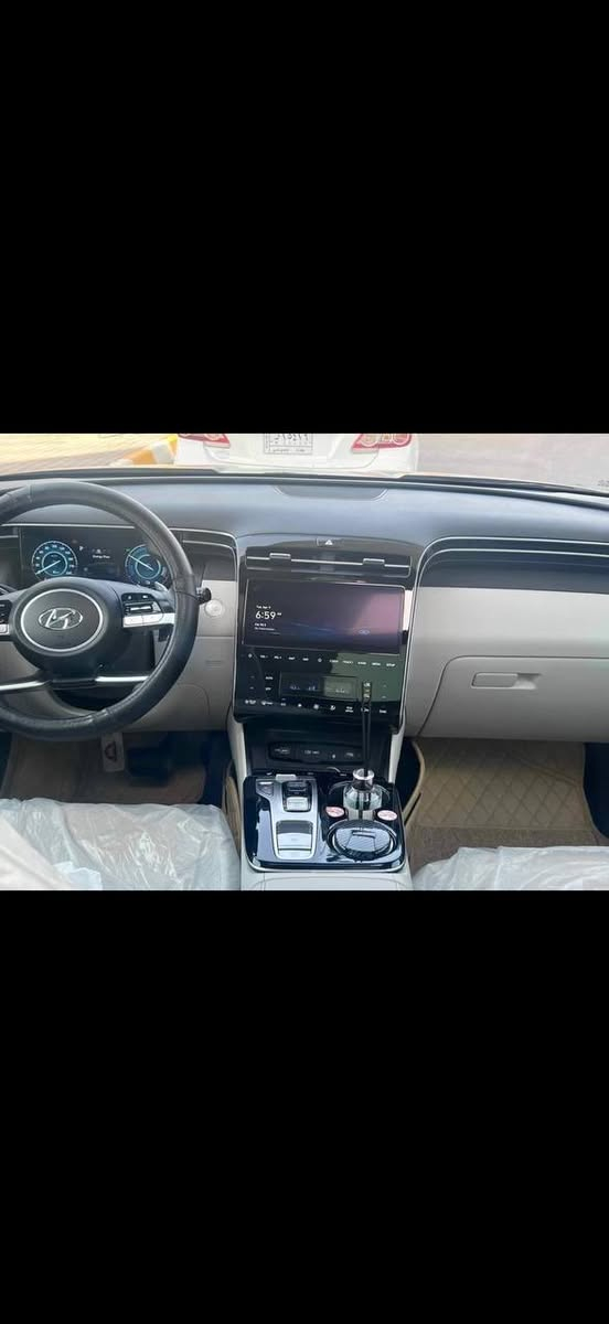 السلام عليكم. توسان موديل 2023 هايبرد وارد أمريكي الحادث مرفق بالصور. السعر  190 الاتصال على الرقم***********
