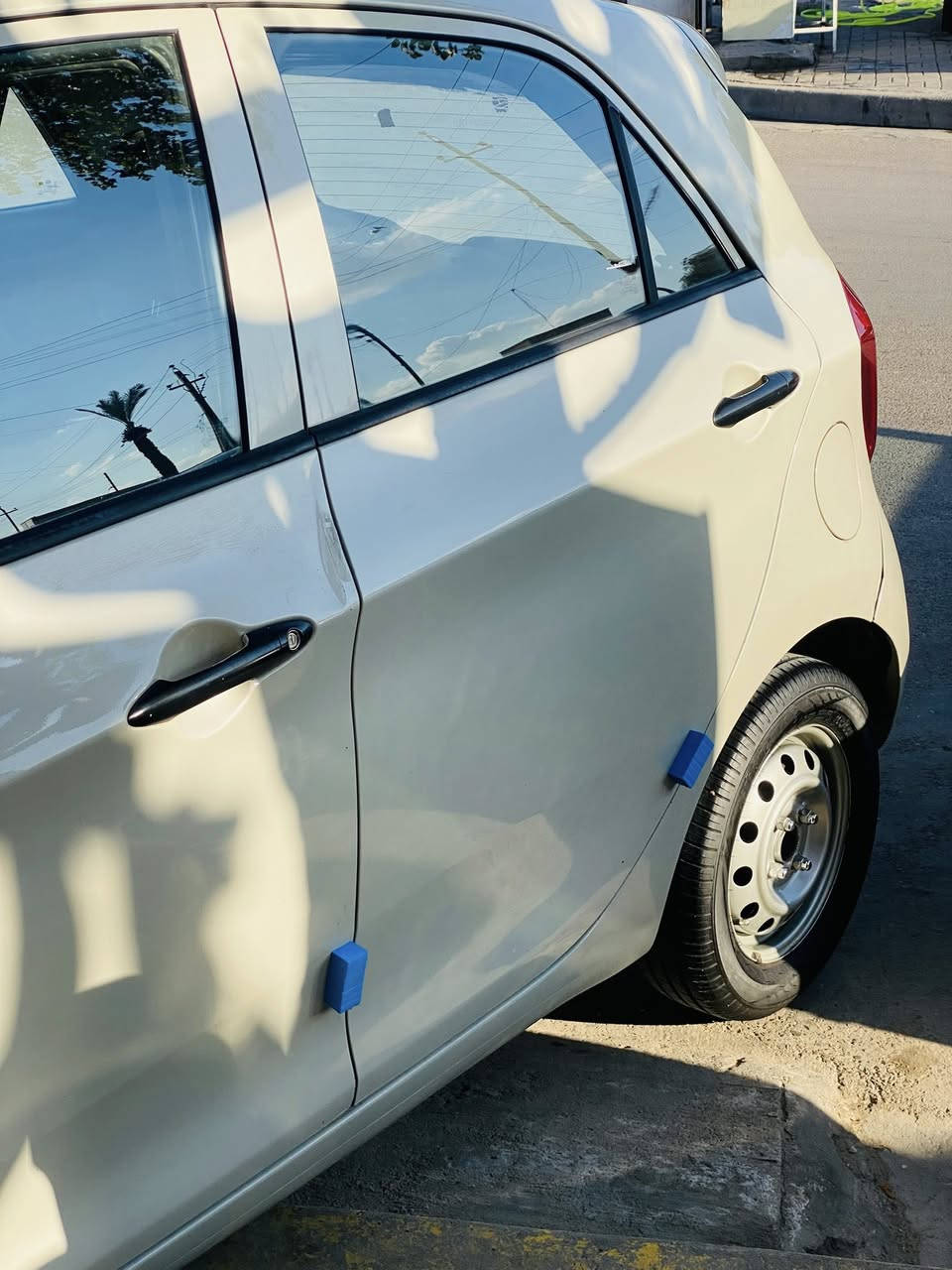 سلام عليكم بيكانتو سعر مناسب جدا 2015 رقم بغداد تحويل مباشر ب اسم بنيه بدون لا حادث ولا صبغ تخم تاير قبل كم يوم باتري جديد صدر امامي خلفي كير محرك كلشي بيه جاهز بدون نقص وموضحه بصور مكانه بغداد البياع سعره قفل 88 ورقه مابيه ولا سنت اي استفسار ***********
