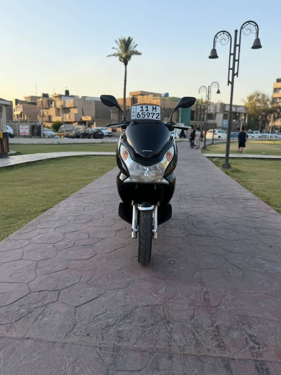🤗🙋‍♂️السلام عليكم .💎💎💎
للبيع دراجه (bcxجيل الاول )مرقمه بغداد  
‼️الاهم .والمهم.نضام.الوحيد.بكل الدراجات،GEPS.نضام المتابعه.الفوريه
والتحكم في الهاتف  اطفاء فوري (يعني انسه تنباك)عوف السويج وأمن ‼️
‎الصناعه:ياباني  
حجم المكينه (125cc)
(‎ شلعه :ومعدل.فولل )
.

جنطه بلاديه +سيبايه اصليه . بلاديه.    قاعد رقم بلاديه رياضيه 
‎المحرك:نضيف كلش  برغي ممفتوح. 
‎كشر مثل مشوفون بصوره  نضيف كلش
‎٪؜ ‎دراجه كشر ومكينه نضافتا٩٩  
‎كامله أيٌ نقص مابيها‎    
دراجه مميزه ونضيفه وحلوه بلخير علياخذها  ‎  ((((((دراجه نضيفه كلش حلوه  .جوهره💎💎)))))) 
‎متواجد بغداد 
‎(لاستفسار (.***********
واعتذر .عدم ذكر السعر .اتصل،وتدلل
الدراجه مرقمه بسمي شرط التحويل
