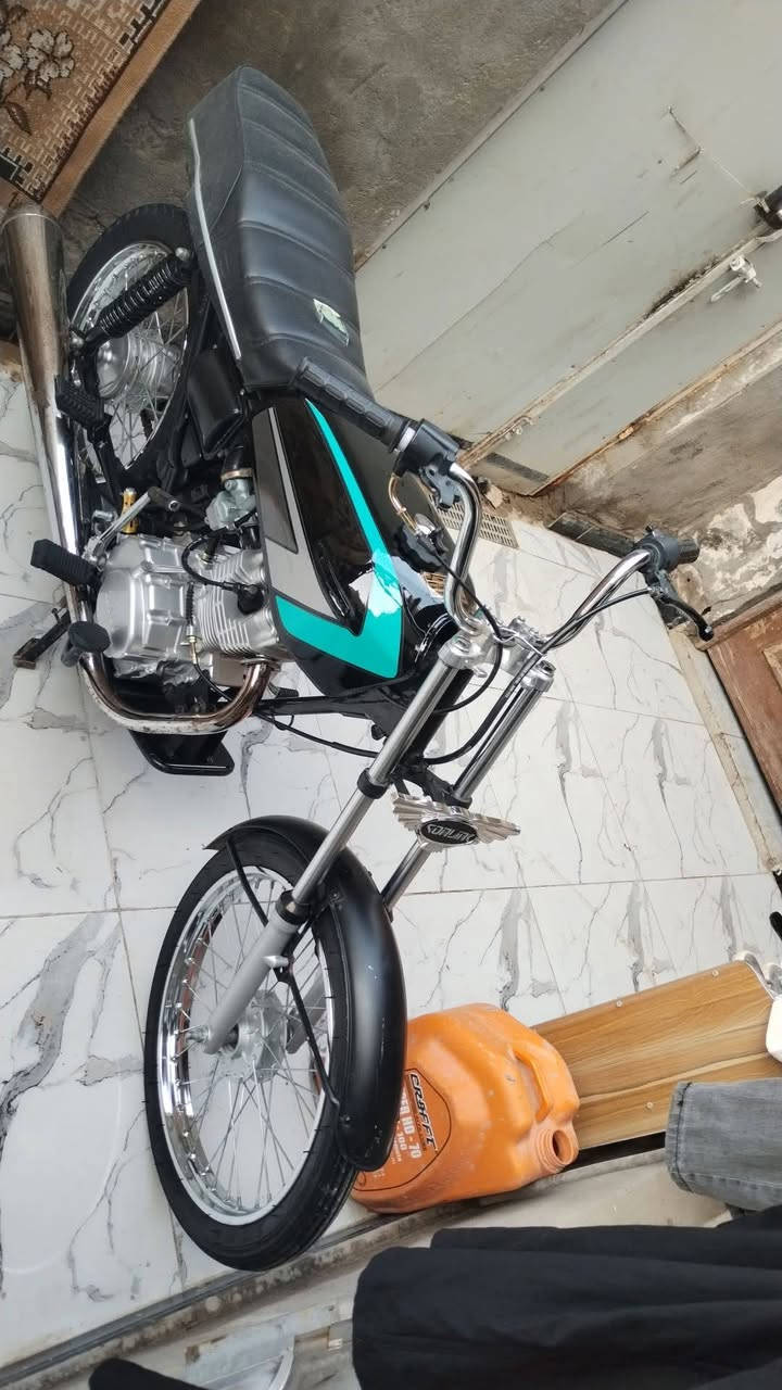 سلام عليكم دراجه البيع كلك مكينه بل جيس شلعه ومعدل فول الدرجه مكينة نامه اصلي مامفتوحه سعره 650 وبيه مجال العنون ناصريه مركز مدينه قريب عل ساهرون الرقم ***********
