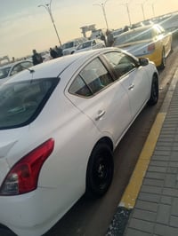 نيسان • ٢٠٢٥ • ٣٠٠٠٠ كم