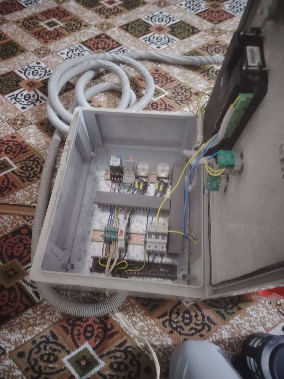 بورد اطفاء وتشغيل مولد المكان الفلوجه السجر السعر قييم بل يرضي الله ***********
