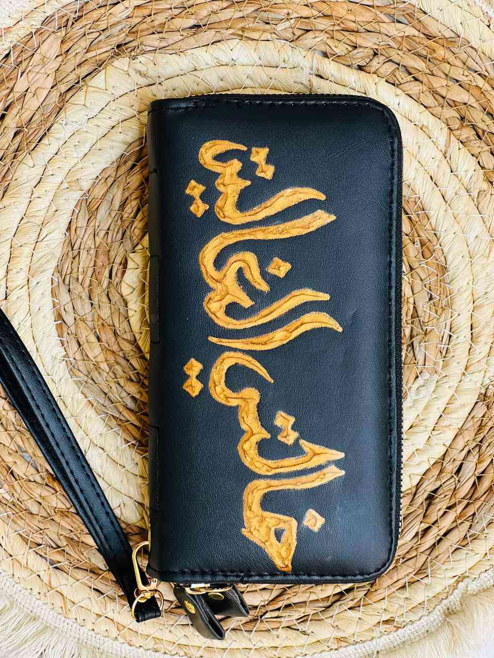 🎊🎊🎊
دللي ست الحبايب بهدية تفرح قلبها 🎁✨تشكيلة مميزة من الهدايا الراقية والمميزة،❤️❤️ خصيصاً لعيد الأم 🌹🌹🌹بنات عيني اللي تحب تحجز تتفضل خاص مو قبل يوم تجيني تريد تحجز شغل يدوي يطول للحجز والاستفسار مراسله الصفحه 🏍️ 🏍️ 🏍️ 🏍️


**إذا كنت صاحب هذا الإعلان وتريد حذفه لأي سبب، رجاءا أرسل رسالة إلى الدعم الفني**