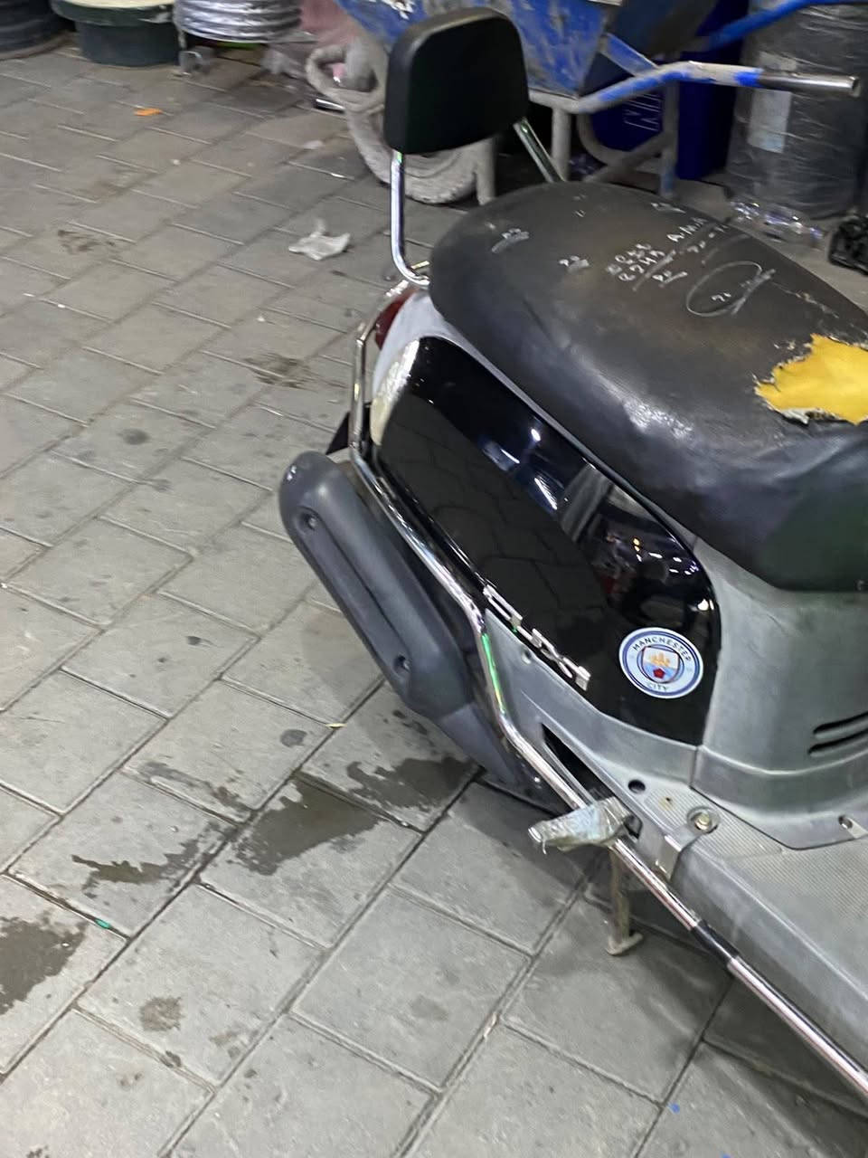 بوليس للبيع كابريتر قبل 3اشهر من نزلته من رمبه كفاله عامه سعر 800بيه مجال رقم *********** بغداد مدينه
