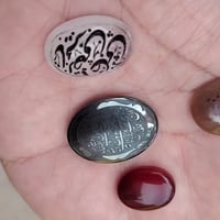 احجار • اكسسوارات شخصية