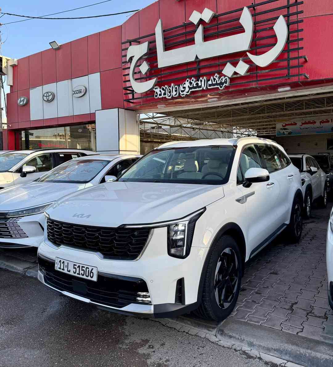 كيا سورينتو 2024 ✨
4 سلندر اقتصادي وعائلي بنفس الوقت 🔥

▪️كرسي سائق كهرباء
▪️جنطة كهربائية
▪️شاشة طويلة + عدادات ديجيتال
▪️ويلات 19 بلاك
▪️حساسات أمامي وخلفي
▪️7 راكب
▪️تبريد شاشة + 3 قطع تبريد
▪️مرايات كهربائية
▪️إنارة فول LED + فول زنون
▪️Back Light LED
▪️وباقي المواصفات المعروفة بالفئة 👌
---------------------------------------------
🚘 العداد : 61 ألف كم
السيارة نظيفة ومرتبة وجاهزة 
-------------------------------------------
* ⁠شركة ريتاج لتجارة السيارات:
بغداد -البياع-الشارع الرئيسي 
اوقات الدوام جميع ايام الاسبوع 
من الـ 10 صباحاً الى الـ 9:30 مساءً  

للاستفسار يرجى الاتصال على الارقام الاتية 📱:
***********📲
***********📲
*********** 📲
*********** 📲
