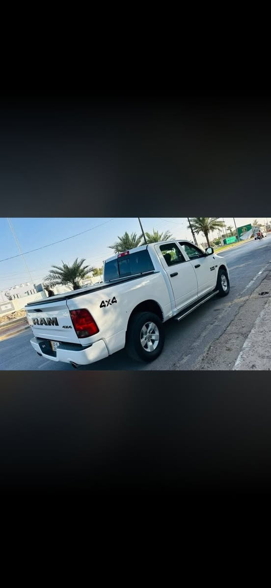 سلام عليكم دوج رام كلاسك ٢٠١٨ باب طويل بدي قصير المرغوب محرك ٨ سلندر 5.7 وارد خليجي مكفوله كفاله بس بيه بارد قليل داير مال الجاملغ الخلفي مال تاير  سياره جديده ماشيه  ٤٨ الف سياره على وضع الشركه مكان السياره بغداد 
***********
