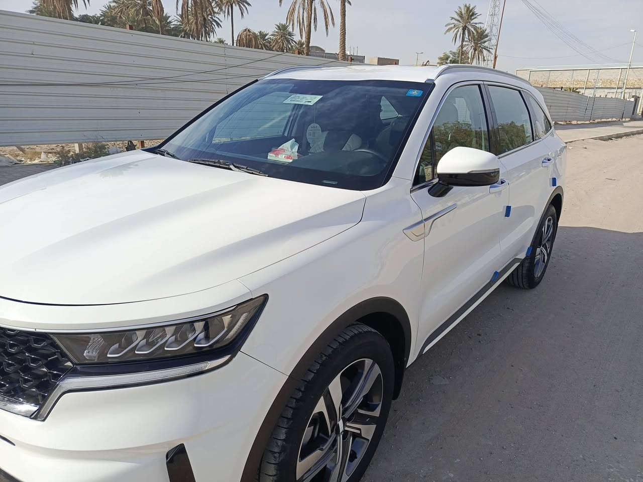 السلام عليكم 
سورنتو 2023 خليجي 
فول مواصفات من عدى البنرامه
مكفوله كفاله عامه من كلشي 
ماشيه 24الف 
رقم بغداد انكليزي تحوير ثاني يوم 
مكينه 6 سلندر 
السعر خاص 
التواصل عبر هاذا الرقم 
الرقم ***********
