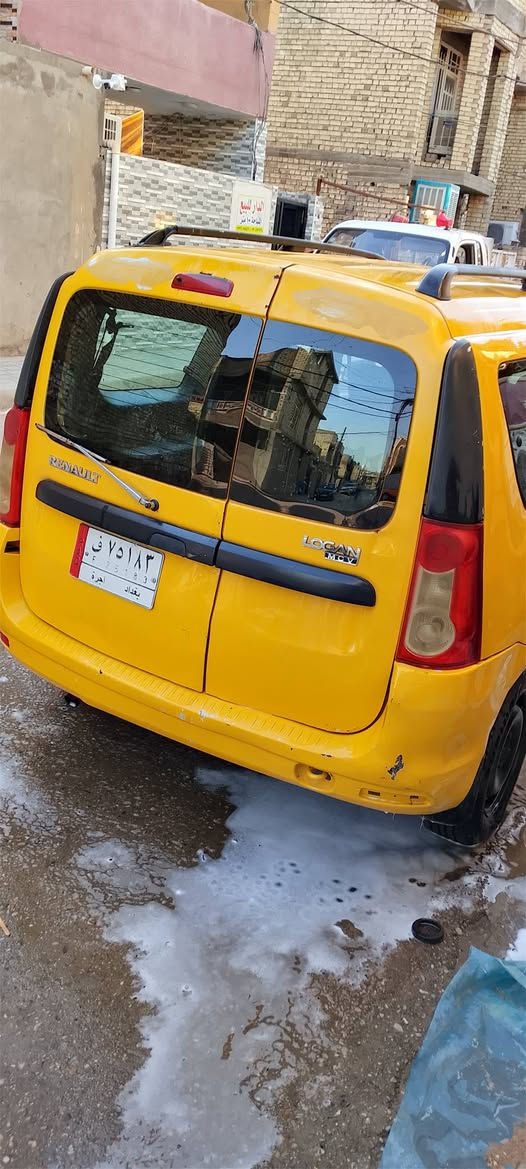 سلام عليكم رينو موديل ١٠بيهة جاملغ خلفي مصغر هيةوغرامةمكان بغداد سعر ٣٧وبيهةمجال ***********
