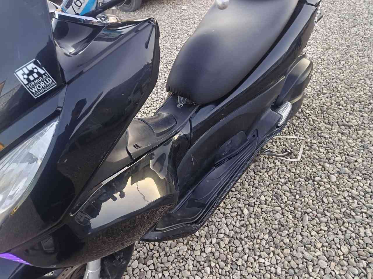 بيسي اكس جيل اول ياباني دراجه نكرة سلف بكل وقت نعومه المكان بغداد المعامل سعر 1300 وابيهه مجال بسيط***********
