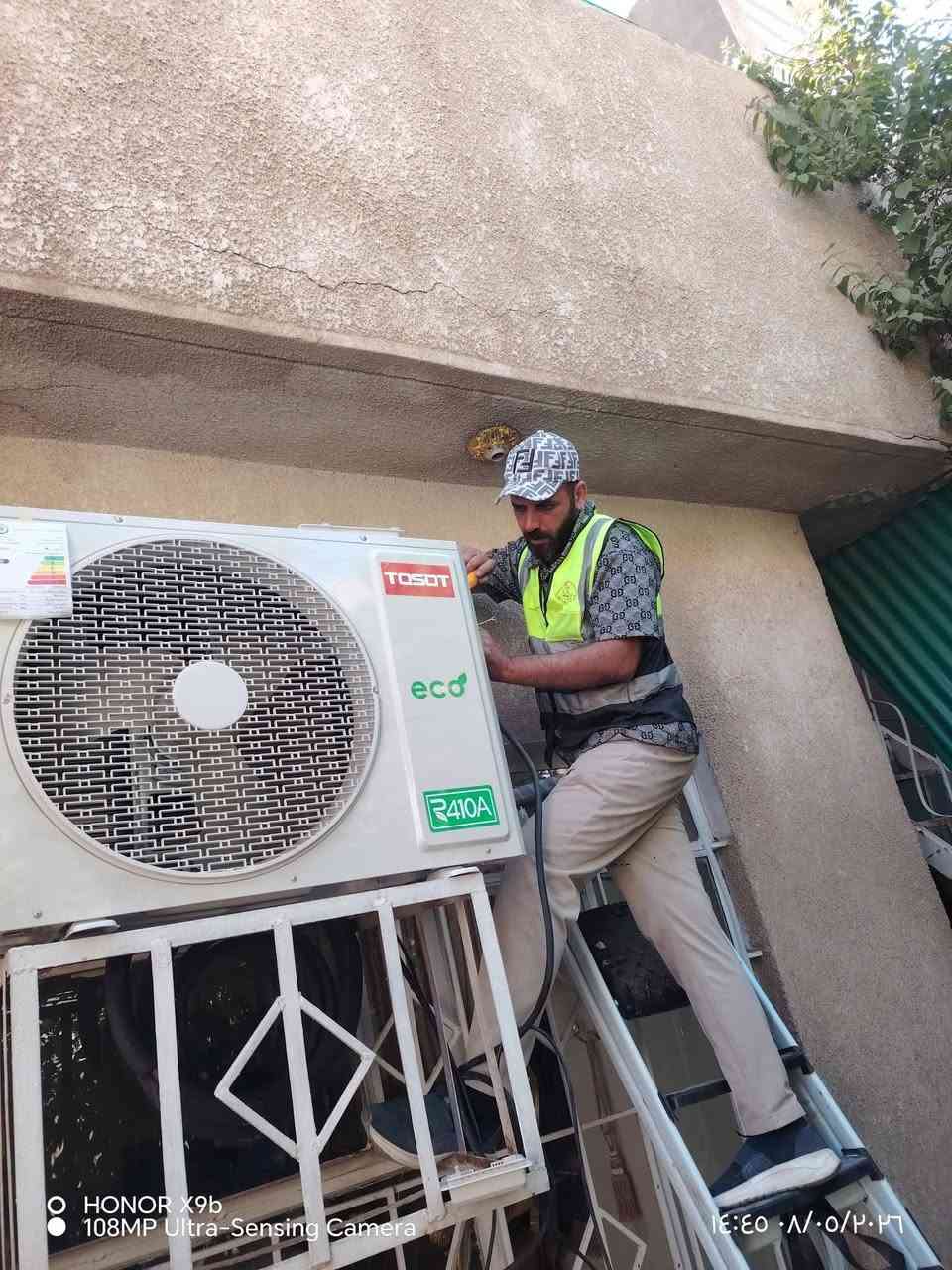 ❄️ راحتك تهمنا وصيفك أبرد مع الورشه التقنيه المتنقلة! ❄️
​هل تبحث عن الكفاءة والسرعة في صيانة ونصب المكيفات؟ شركة اليسر المتنقلة توفر لك الحل المتكامل لجميع أنواع السبالت وبأعلى جودة!
​خدماتنا المتميزة:
​🛠️ نصب وصيانة متنقلة: نصلك أينما كنت وفي أي وقت.
​🧼 إدامة كاملة: تنظيف، فحص غاز، وصيانة شاملة تعيد للسبلت قوته كالجديد.
​🛒 بيع وشراء: يتوفر لدينا جميع أنواع السبالت (الجديد والمستعمل).
​🔄 خيارات متنوعة: نوفر السبالت العادية وحديثة التقنية (الانفيرتر الموفرة للطاقة) وبجميع الأحجام والسعات.
​🏢 تجهيز كامل: مستعدون لتجهيز كافه الدوائر، الشركات، والمنازل بأي كمية مطلوبة.
​👨‍ني تحت إدارة وإشراف التقني: موفق البياتي
خبرة، دقة في المواعيد، وضمان حقيقي للعمل.
​📞 للتواصل والاستفسار:
​اتصل بنا الآن ولا تتردد: *********** الأسهل لصيفٍ بارد ومريح
