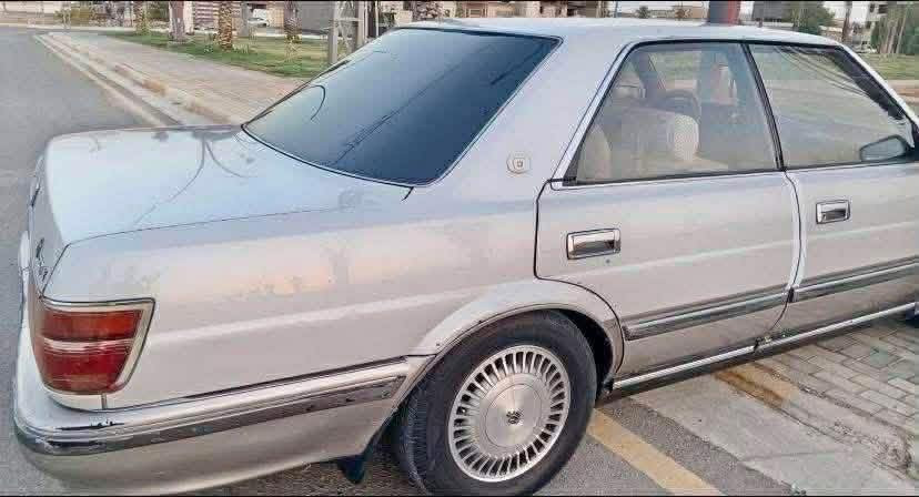 هارتوب 91 رقم انبار بأسمي مشروع وطني تحويل ثاني يوم
مكفوله من الضربه والكص والعيب الشرعي والتبديل كفاله
كير ومحرك ( مكفولات) 2500 
تبريد ثلج 🧊كهربائيات كله شغال 
حداديه تخم تاير جديد فول نضافه سياره قطره خياس مابيهه
سياره نضيفه وجاهزه من كلشي فول نضافه كشنات دواخل 
السعر 50  وبيه مجال 
***********
مكان بابل ابي غرق
