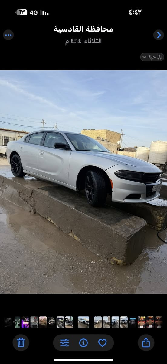 سلام عليكم جارجرموديل 2023رقم أربيل هزه سنويه كله جديد السياره جديده اخت الزيرو فول عده الفتحه محرك 3600 ماشيه كيلو متر60 ألف يعني ميل 24الف السعر200 يعني دفترين بيه مجال بصيط لون سلفر سياره كلش جديده ***********/***********
