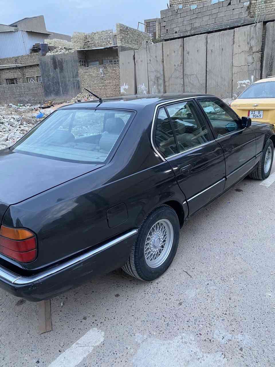 السلام عليكم  بي ام 735 موديل 1993
كير مكينه كفاله عامه 

تخم تاير جديد   صدر امامي خلي كارتون 

كهربايات كله ع وضع الشركه وكله شغاله اي جطل ماكو 

تبريد ثلج ❄️ 

منضومه زنون عالي ناصي 💯

كشنات كهرباء ⚡️ 

دبل ايرباك 💪

فتحه سقف 

شاشه وسماعت الصليه حفله💃

مذب عليه ربع كلشي بيه جاهز كبل الشقلاوه😂

مكاني بغداد الزعفرانيه معروضه (68)وبيه مجال قليل 

***********
