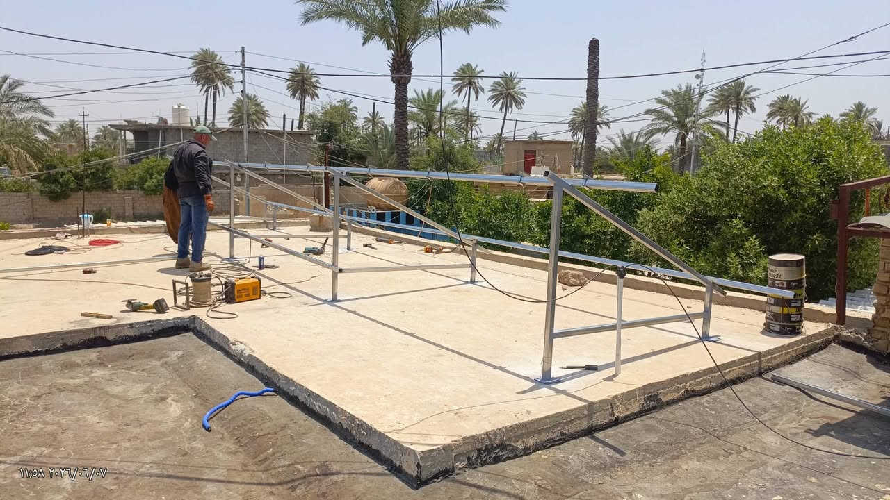 السلام عليكم 

تنصيب الواح نوع لونجي هيمو X10 عدد 7 بقدرة 650 واط وجهين مقاوم للظل وباحدث التقنيات بضمان 15 سنة 
جهاز تحويل بارد منفصل 
كيبل dc دبل غلاف سمك 4 ملم خاص للمنظومات الشمسية
هيكل حديد مغلون بسمك 2 ملم 
 
جودة عالية - ضمان حقيقي 
 ديالى -الحويش - مجاور صيدلية الحويش 
*********** م.علي
