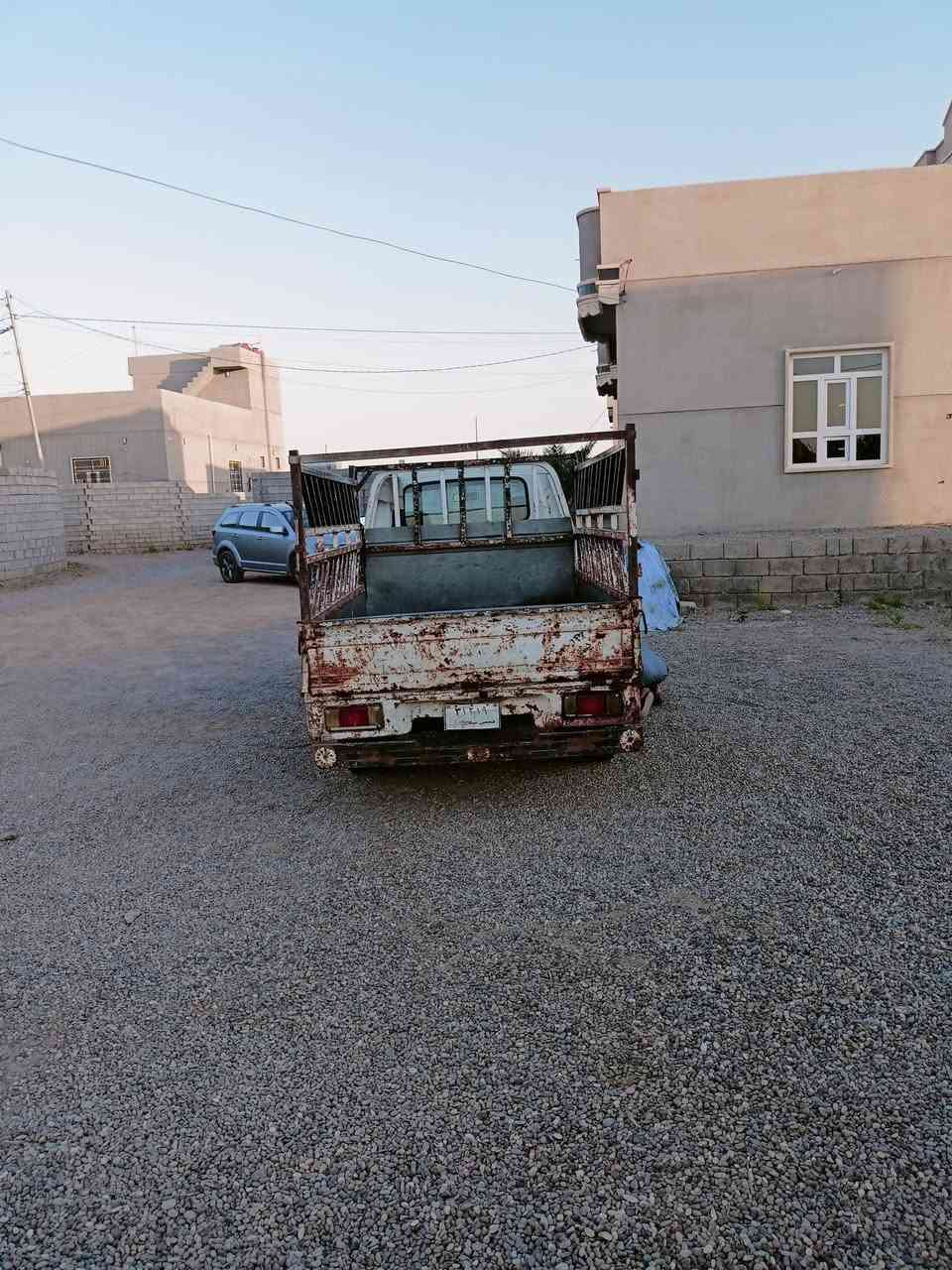 السلام عليكم ورحمة الله وبركاته.. كيا بنكو للبيع مو ديل 94 فحص صلاح الدين للبيع شرط التحويل اتريد وكاله من الثاني.. كير محرك شرط وتخم تاير جديد السياره وضع شركه اي صبغ ماكو السعر 35 وبيها مجال للعمله( الشرعي من الضلوعيه) مكان السياره الشرقاط الخضرانيه وهلا بالشراي.. الاتصال. ***********...
