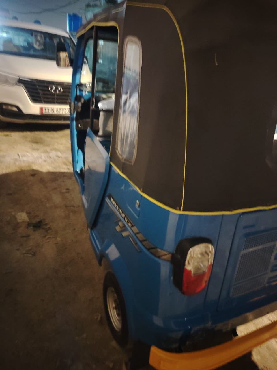 السلام عليكم تكتك للبيع موديل 22طالعه ب24رقم وسنويه مكانه البصره الحيانيه مكلف بلنشر ***********
