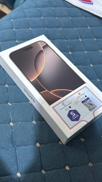 آيفون ١٦ • بطارية ١٠٠٪ • دورات شحن ١٣٨