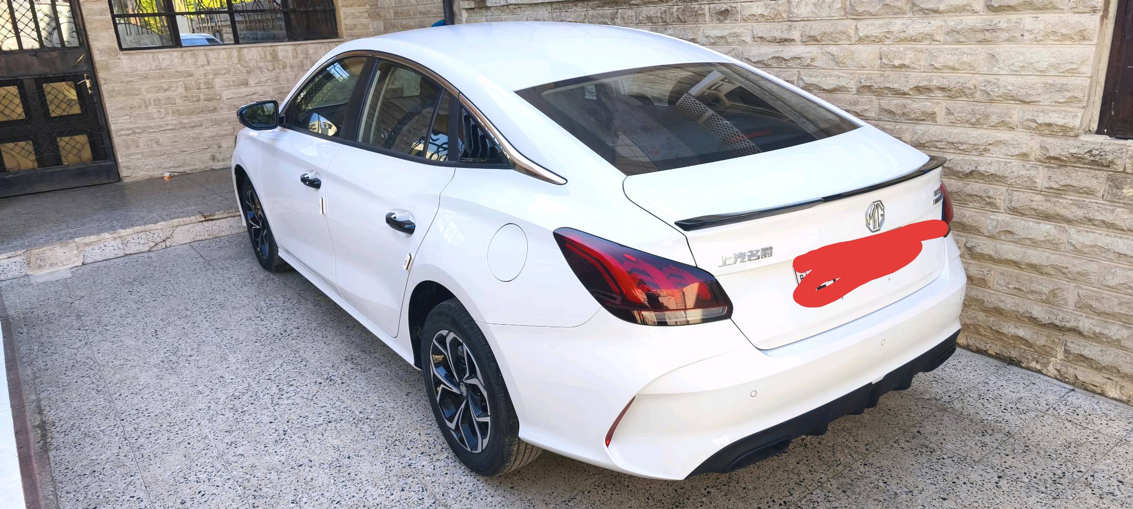 mg gt كير عادي ماشية ٤٥٠٠ كم رقم دهوك ب أسمي بيها رصعتين بالحامغ وبالدعامية مكاني موصل 